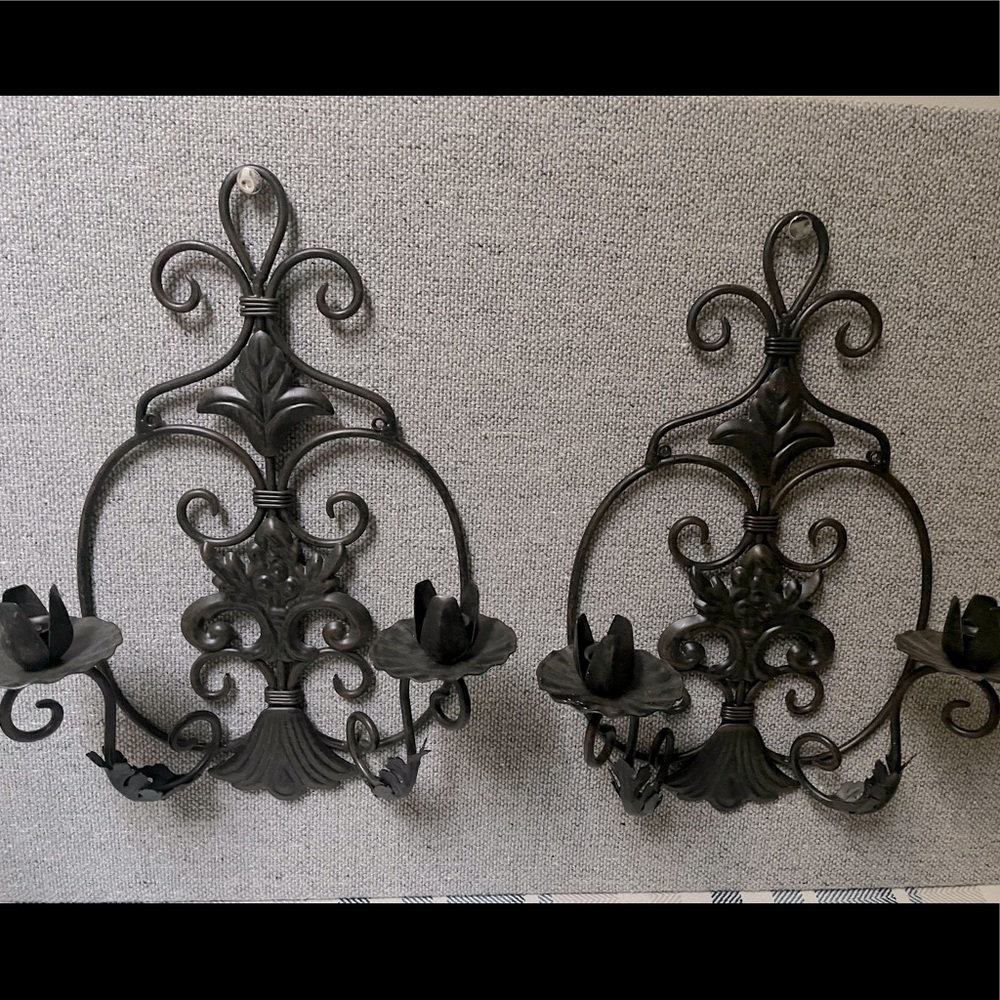 NOT AVAILABLE SOL Vintage Southern living iron wall sconces.